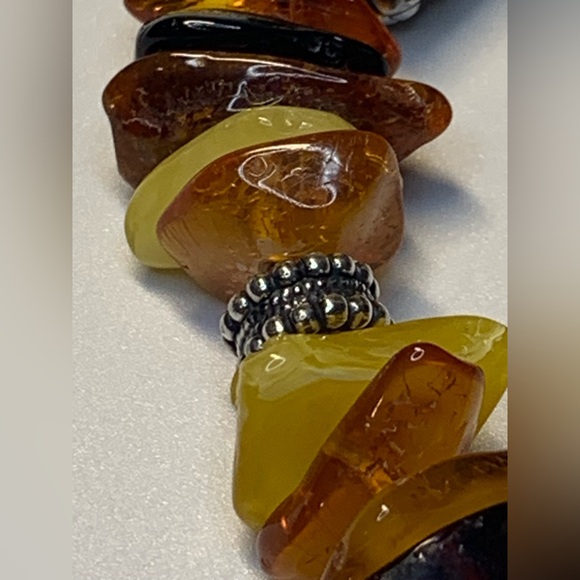 Silpada RARE HTF Sterling Silver & Honey Baltic Amber Chip Toggle Clasp Bracelet - Picture 13 of 16